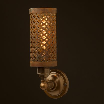 Brass medium bulb club and round upright wall lamp rusty steel