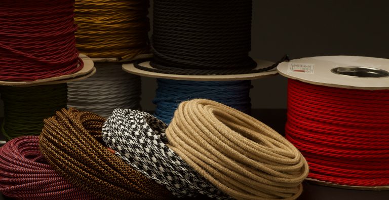 Coloured fabric cable