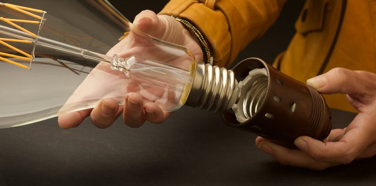 E40 lamp holders