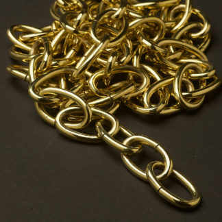 Heavy polished brass laquered oval lighting chain