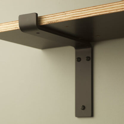 190mm deep plain steel under shelf bracket and shelf