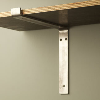 300mm deep plain steel under shelf bracket and shelf
