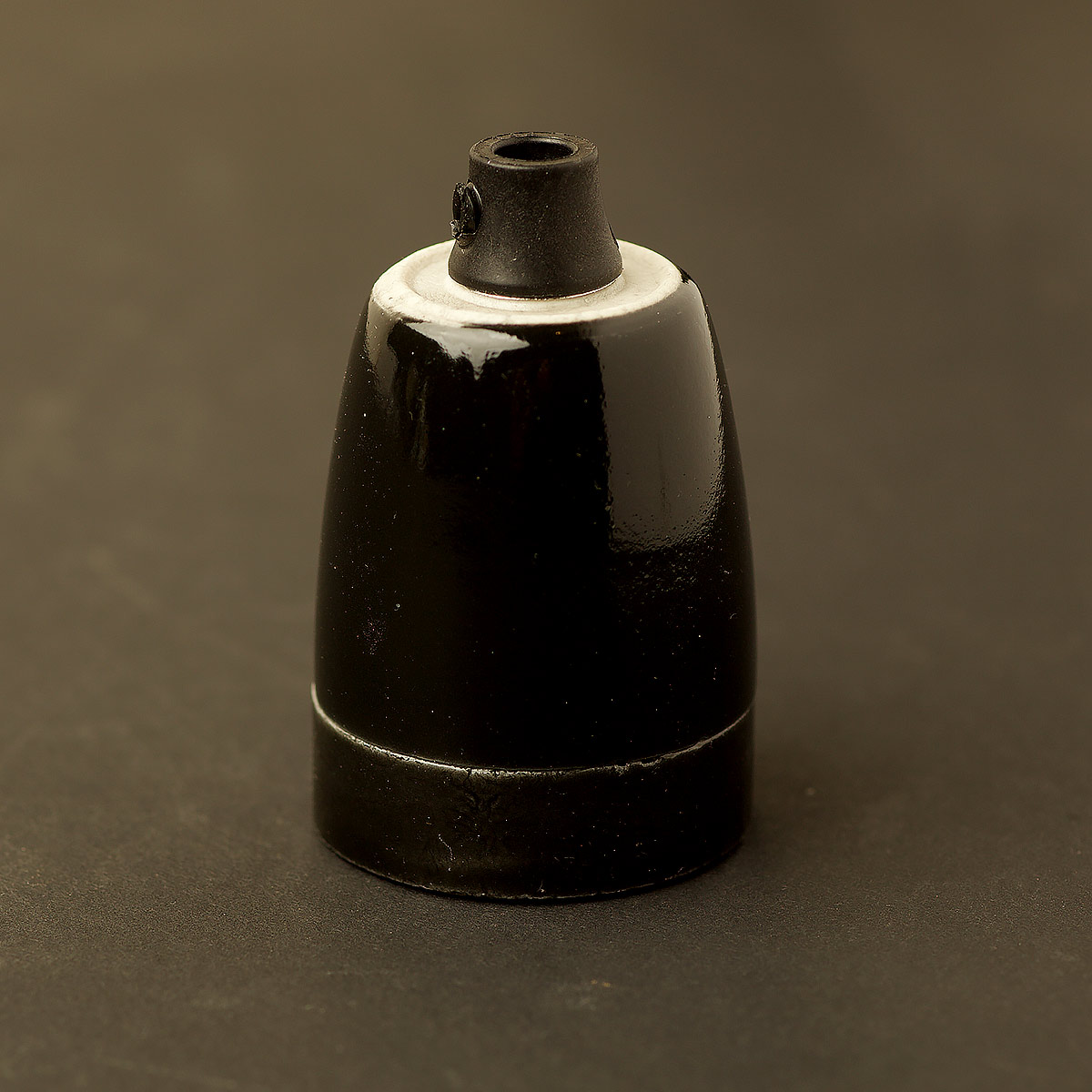 Black Porcelain E27 Pendant Lamp Holder Seconds – Box of 10